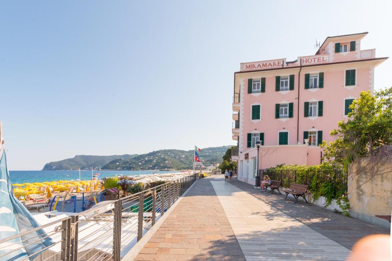 Hotel Miramare Spotorno Exterior foto