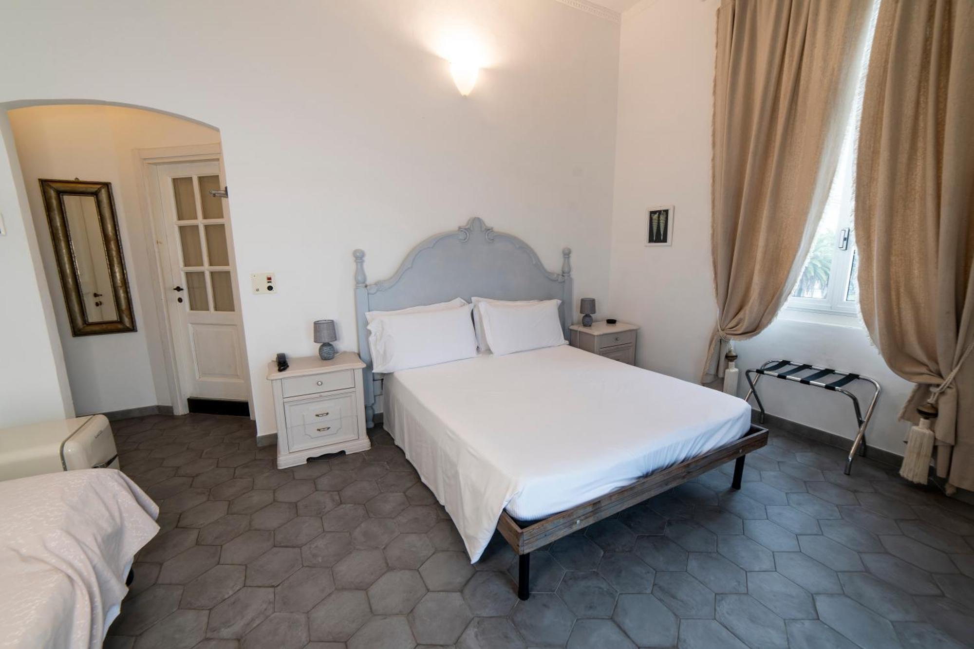 Hotel Miramare Spotorno Cameră foto