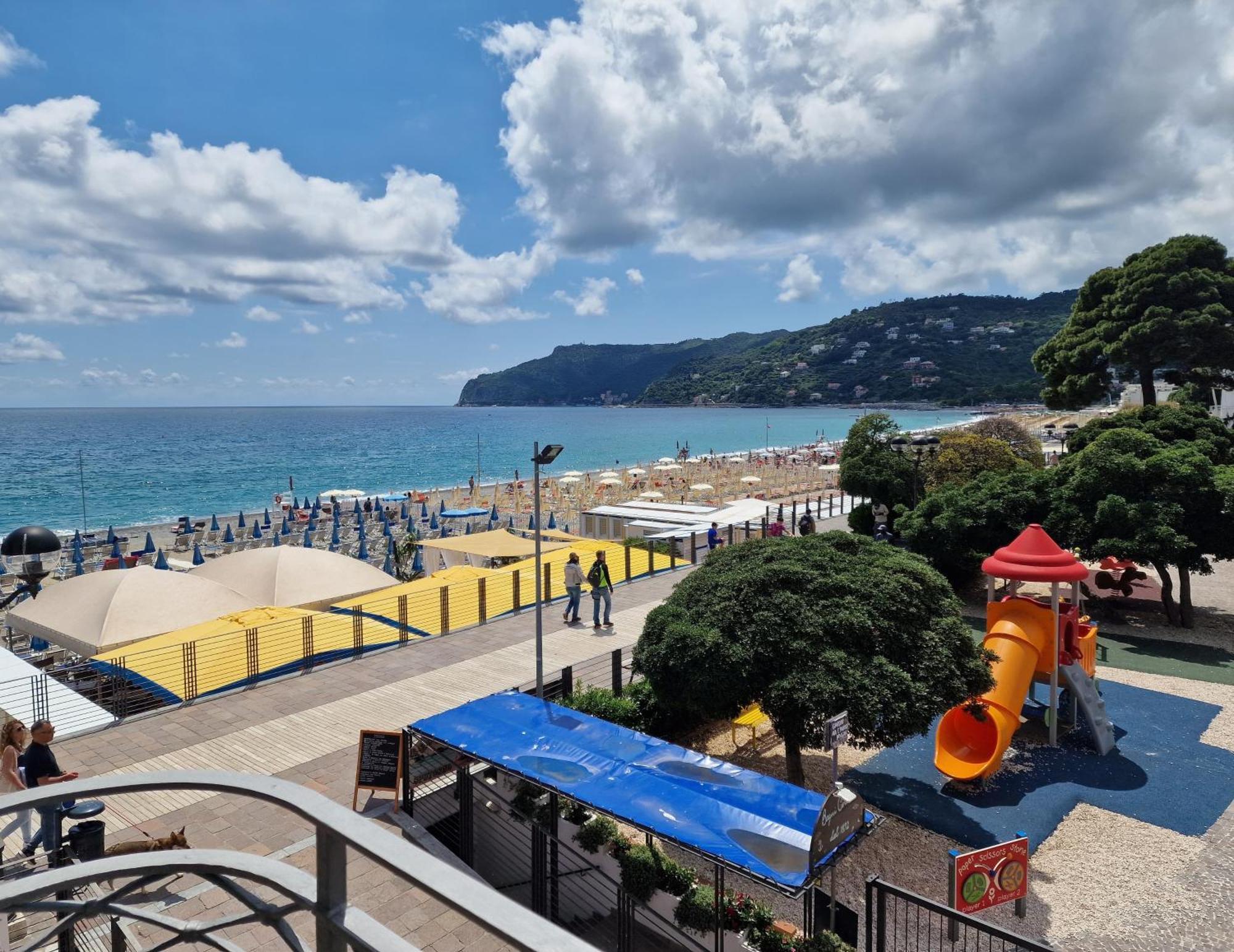 Hotel Miramare Spotorno Cameră foto