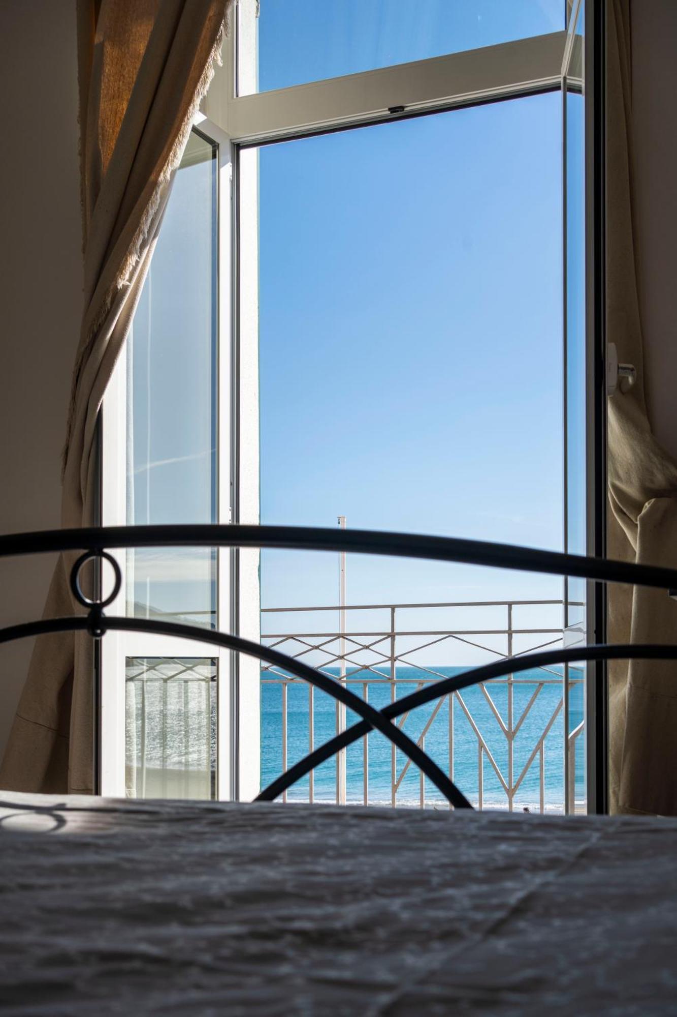 Hotel Miramare Spotorno Cameră foto